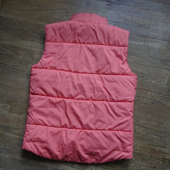 Made in Canada Vintage MEC Mountain Equipment Co-op Puffer Vest - Picture 3 of 8
